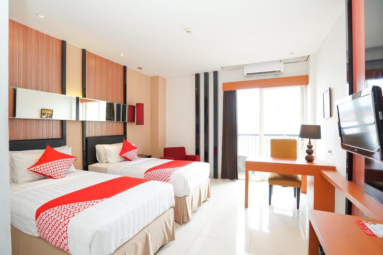 Oyo 197 Prime Royal Hotel Kapasari Exterior foto